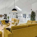 Feriehus 9 Bedroom Beautiful In Sydals Sarup